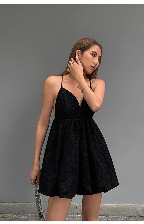 Babydoll Chic Women Sleeveless Dress - Sexy Style Cotton Mini Dress w/ Halter Neck | Elegant Basic Fashion Piece
