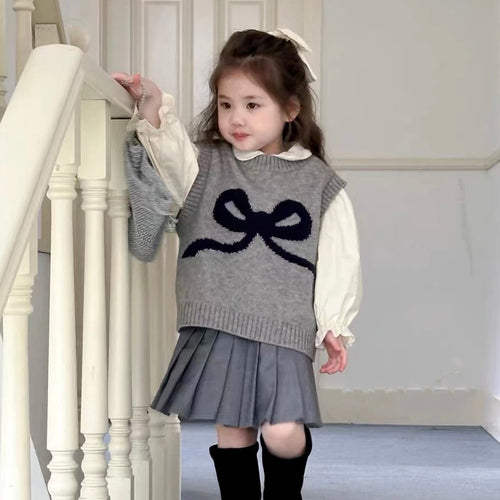 Charming Bow Knit Vest in Gray