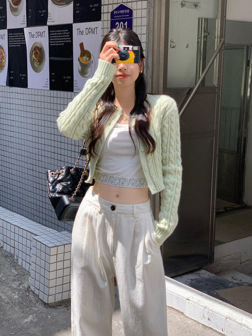 Women Elegant Round Neck Long Sleeves Cropped Cardigan – Knitted Cotton w/ Notched Buttons Cardigan Tops | Classic Basic Fashion Piece