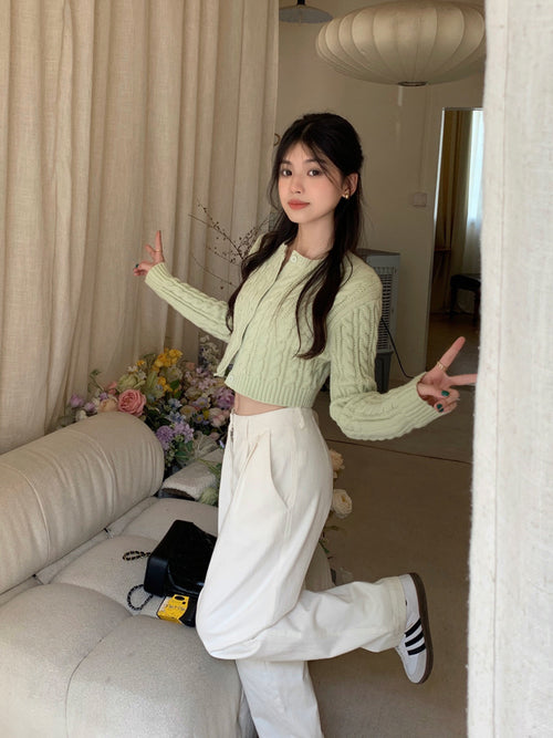 Women Elegant Round Neck Long Sleeves Cropped Cardigan – Knitted Cotton w/ Notched Buttons Cardigan Tops | Classic Basic Fashion Piece