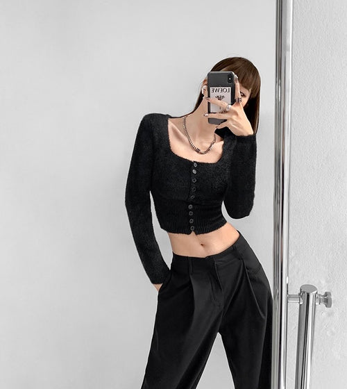 Elegant Square Neck Long Sleeves Crop Top – Knitted Cotton w/ Closed Buttons Tops | Classic Basic Fashion Piece