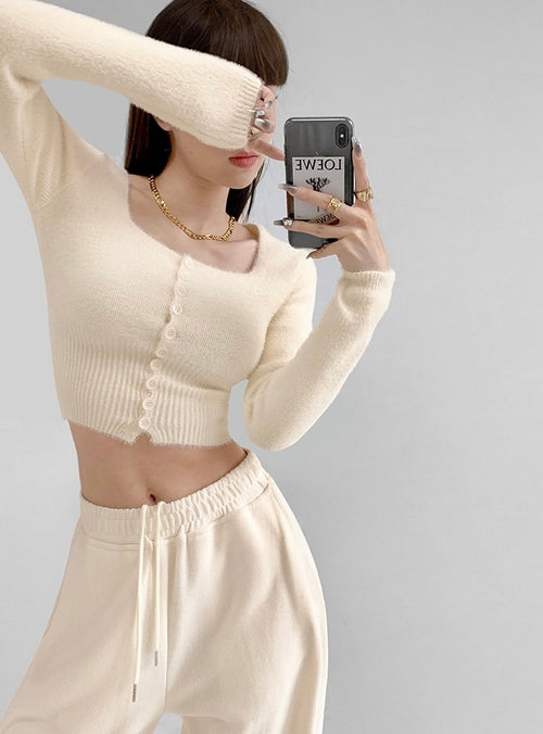 Elegant Square Neck Long Sleeves Crop Top – Knitted Cotton w/ Closed Buttons Tops | Classic Basic Fashion Piece