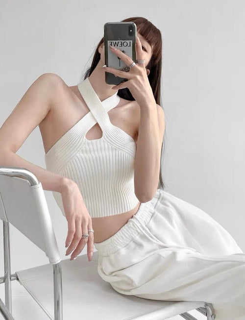 Elegant Women Sleeveless Crop Top - Front Cross Halter Neck Cotton Cropped Tops | One Size Elegant Basic Fashion Piece