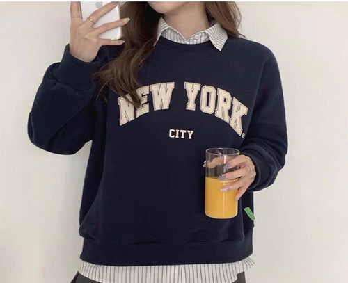 Blue Navy Crew Neck Sweatshirt For Women - Vintage Thick Cotton Oversized Long Sleeves Sweatshirt Sweater for Autumn and Winter | Retro NYC